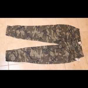 No Boundaries Camo Jogger NWT 7/9 Juniors
